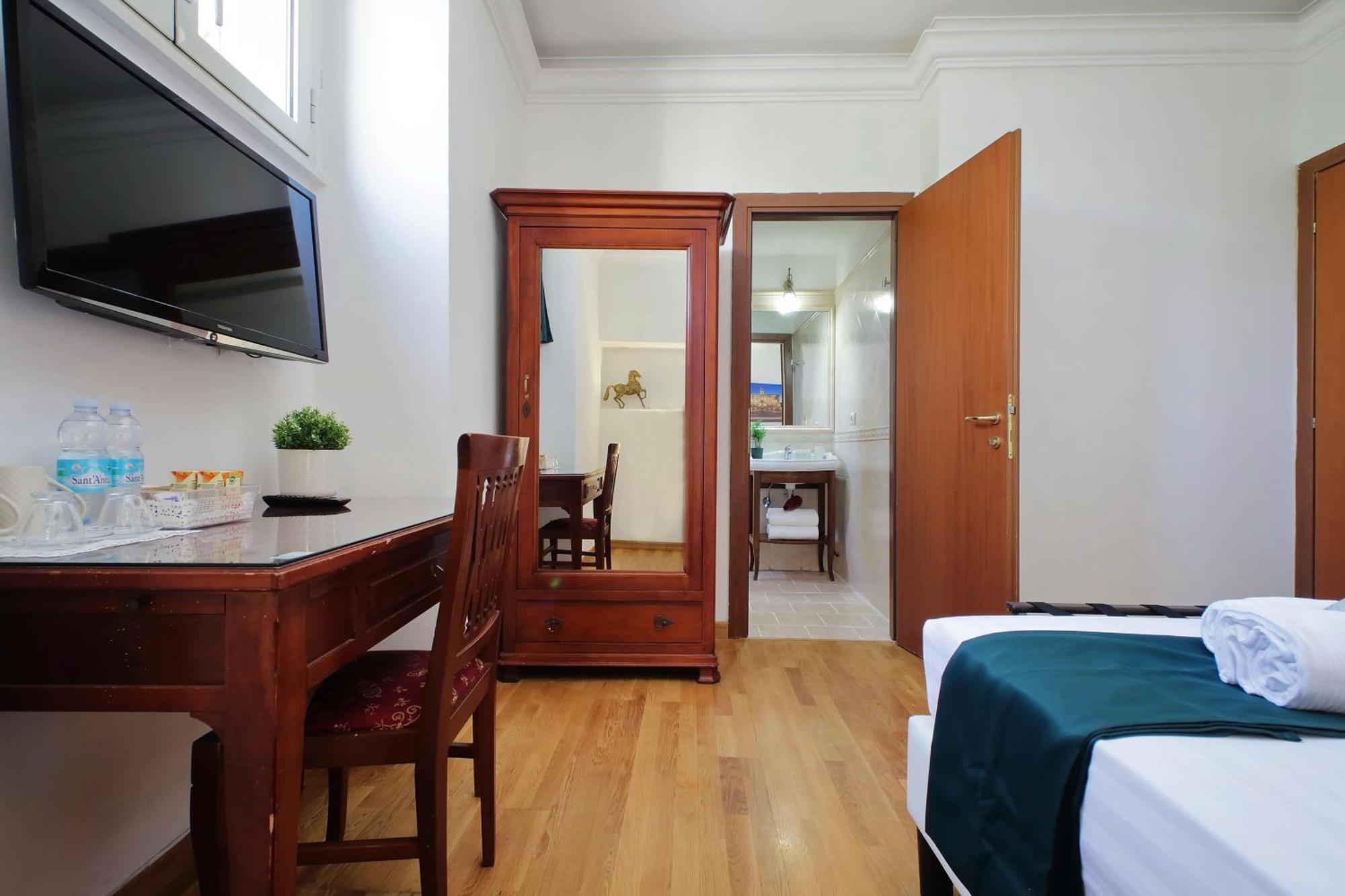 Romulus Rooms 외부 사진